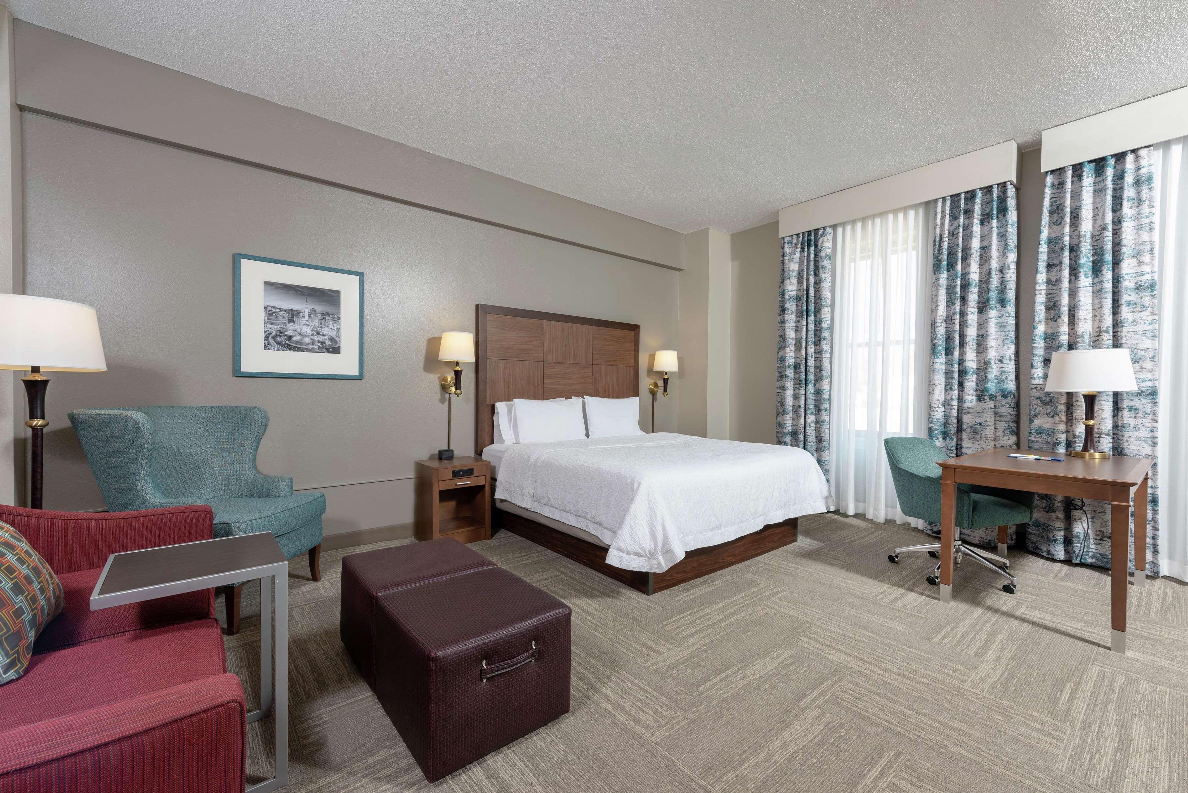 Hampton Inn Indianapolis Downtown Across From Circle Centre Phòng bức ảnh