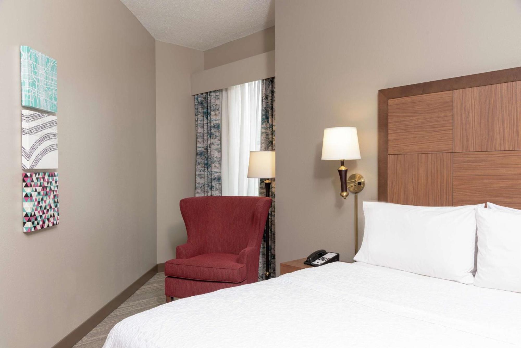 Hampton Inn Indianapolis Downtown Across From Circle Centre Ngoại thất bức ảnh